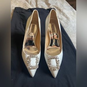 Badgley Mischka Cher Satin Pumps White